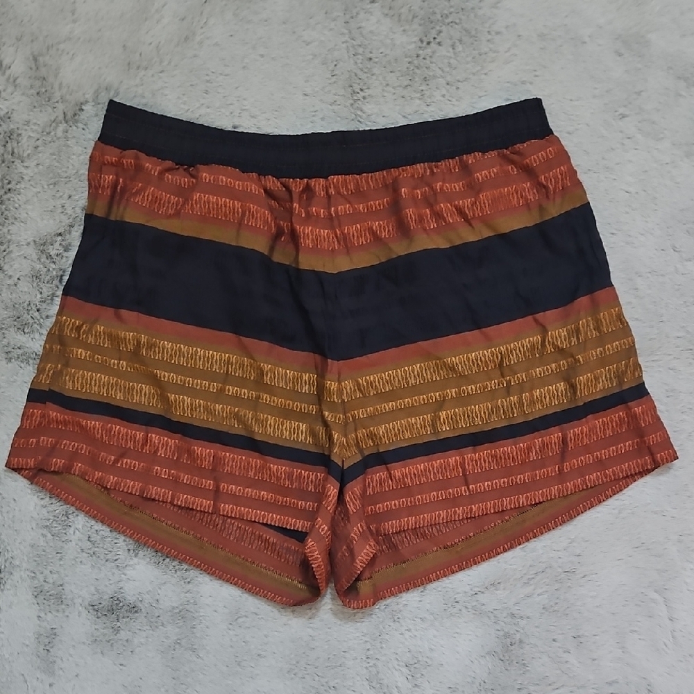 H&M Multicolored Patterned Shorts - Picture 2 of 3
